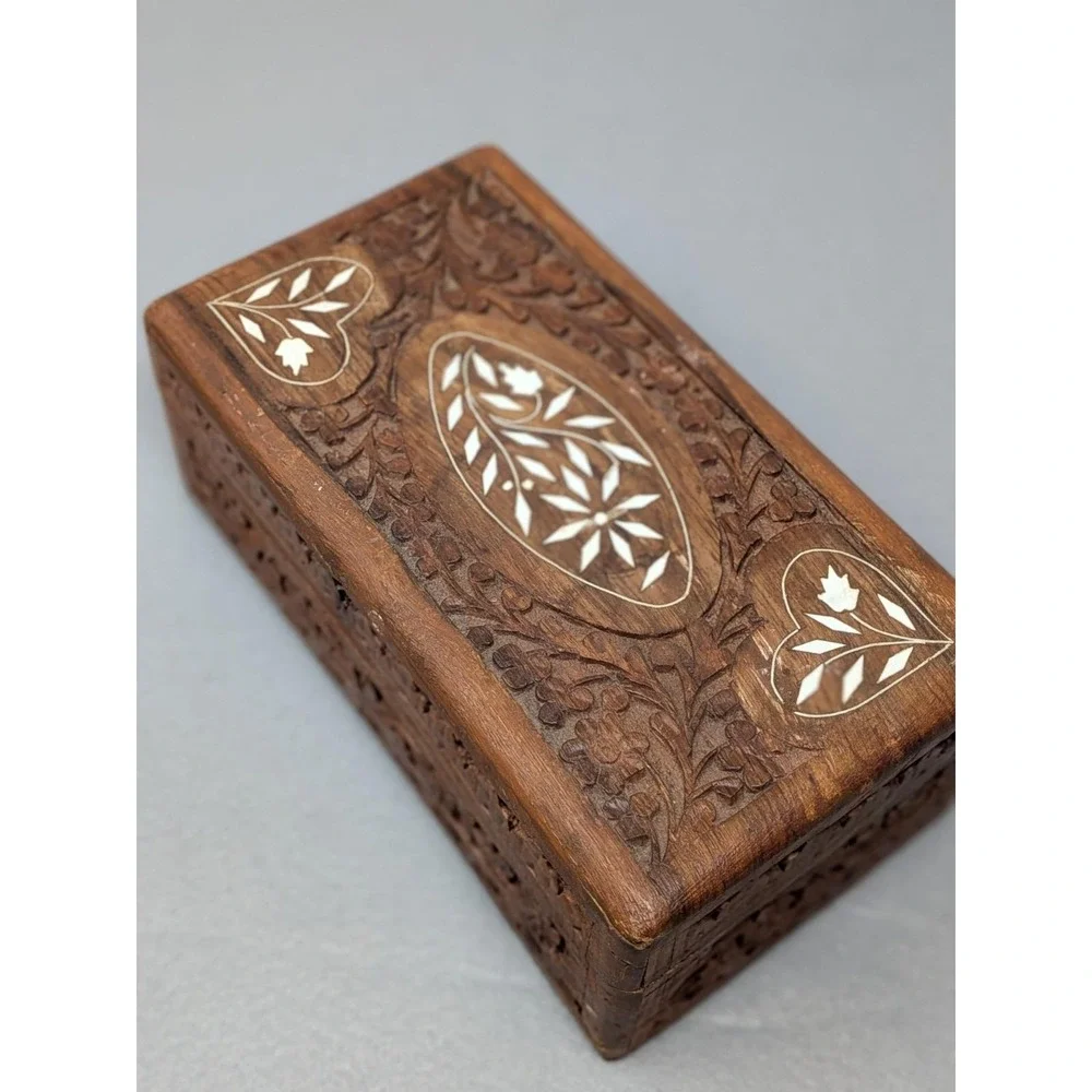 Inlaid Wooden Trinket Jewelry Box Red Velvet India Vintage